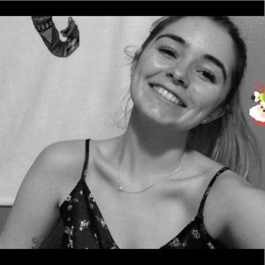 Meet your Posher, Mikaela